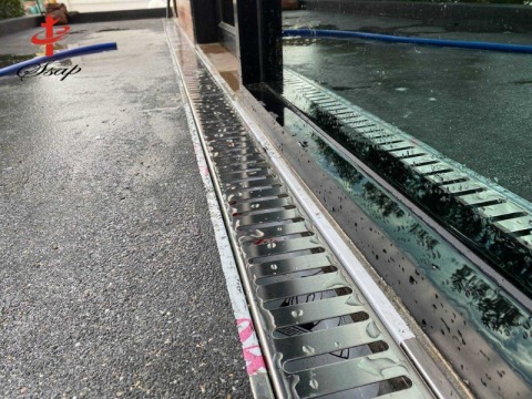 รางน้ำสแตนเลสสำหรับโรงงานอาหาร